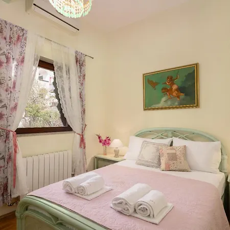 Apartmán Royal Thailand *